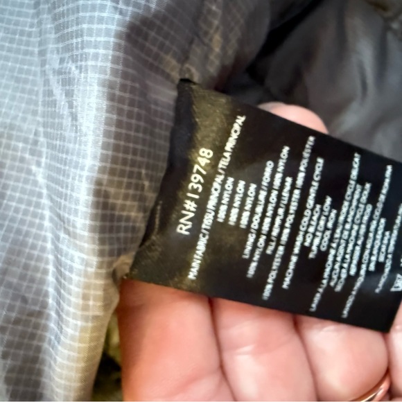 Slate & Stone Men's Gray Quilted puffer Jacket light weight size XL - Picture 6 of 10